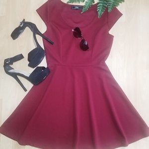 Red Simple Fashion Medium Vibe skater Dress